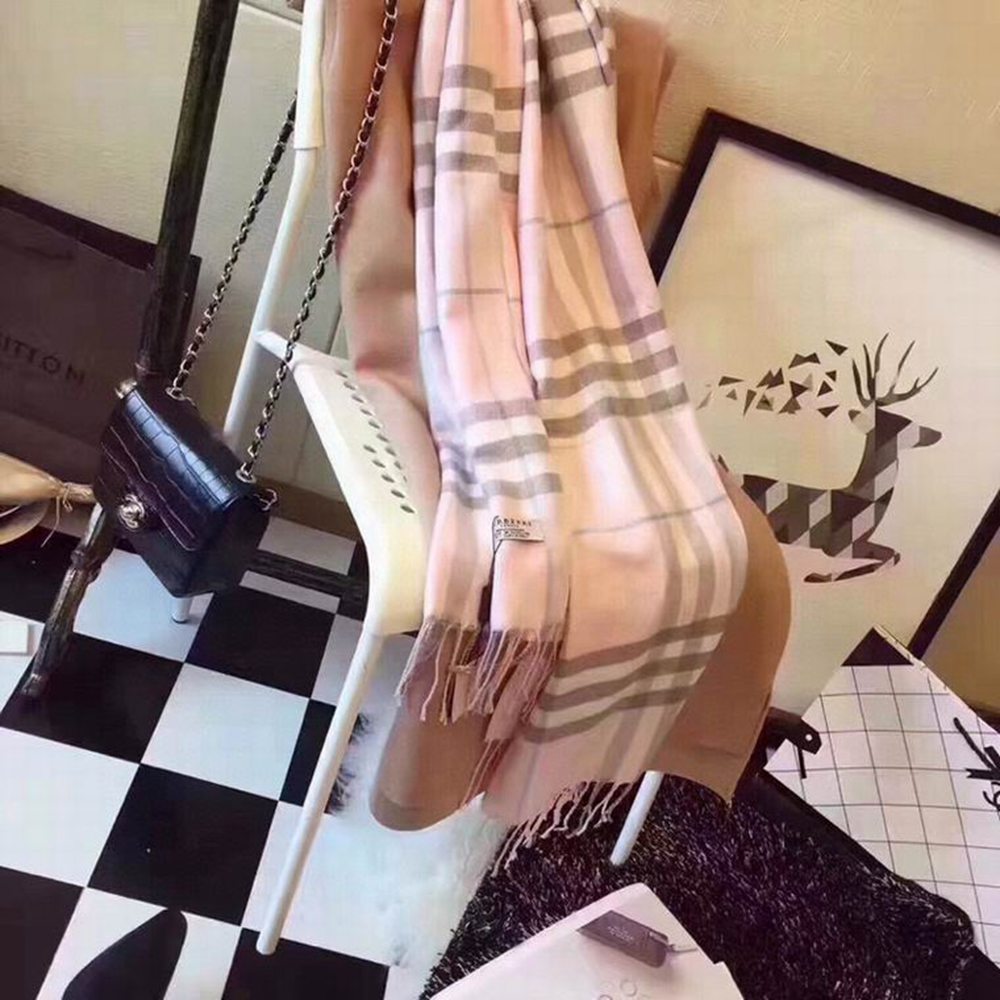 B**rry scarf